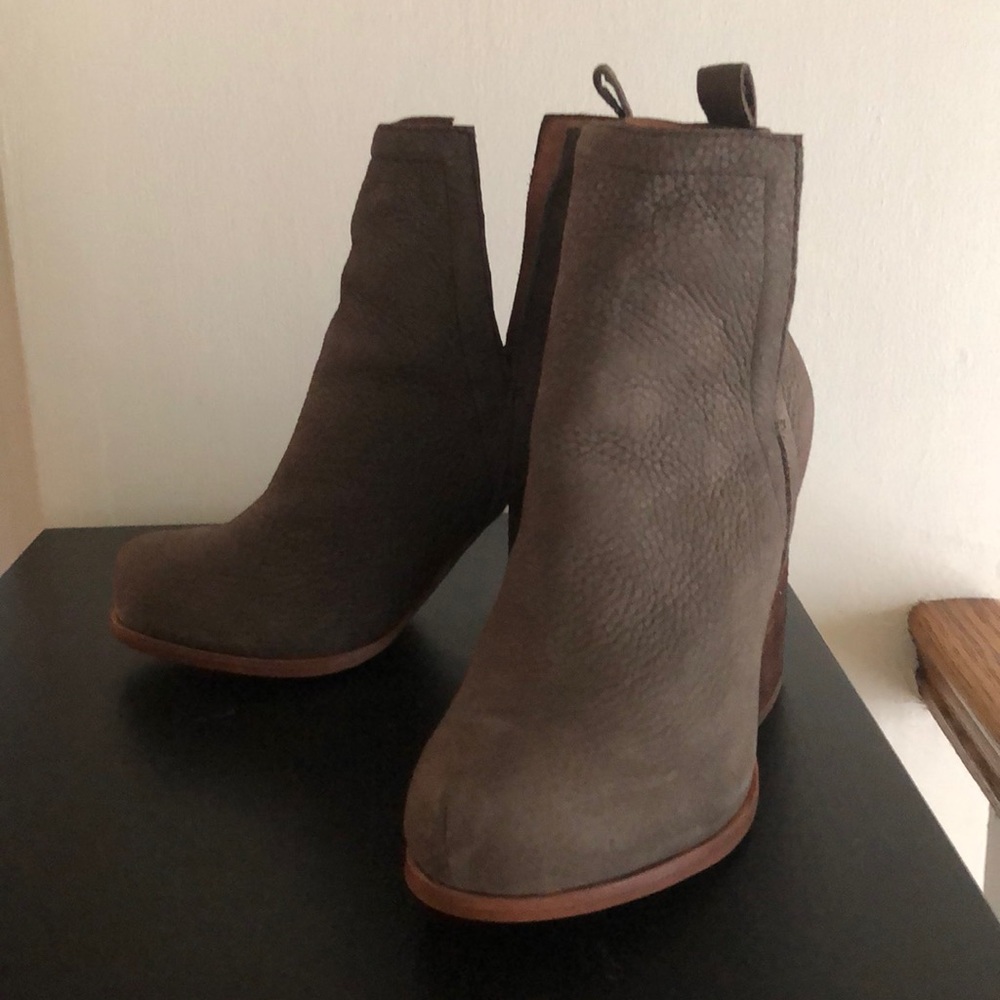 Jeffrey Campbell O’Shea Boots
